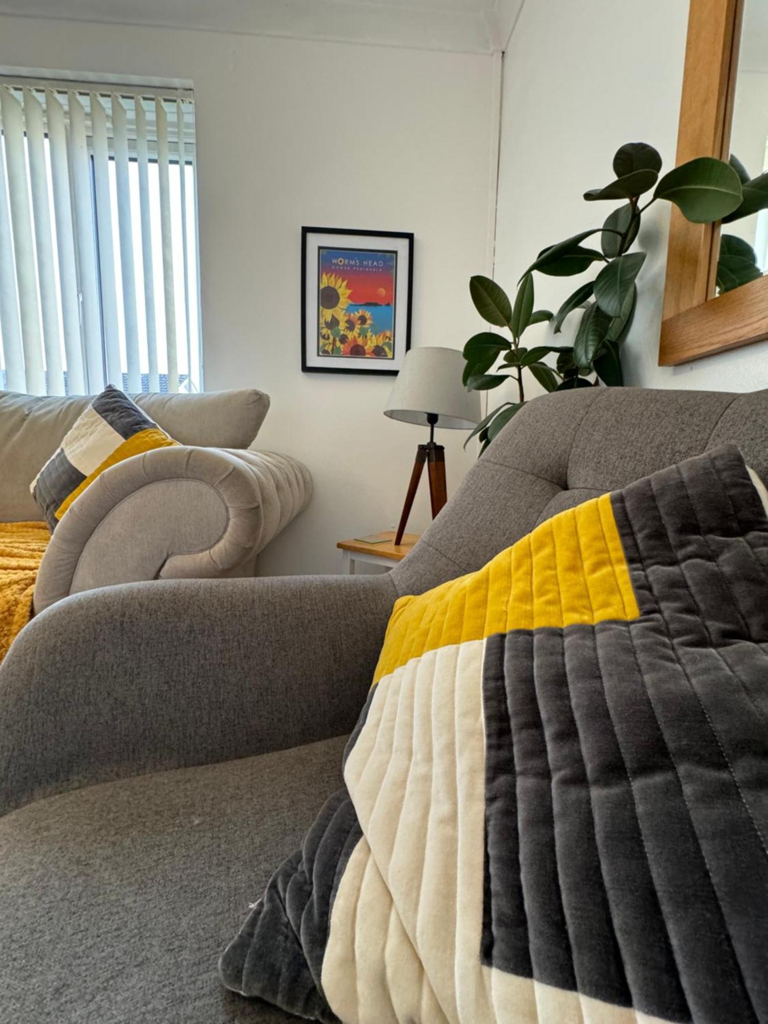 Perfect For The Family And Beaches - Gower Cwtch Villa Swansea Eksteriør bilde
